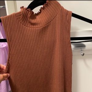 Zara , Size M , Full Length maroon tang top